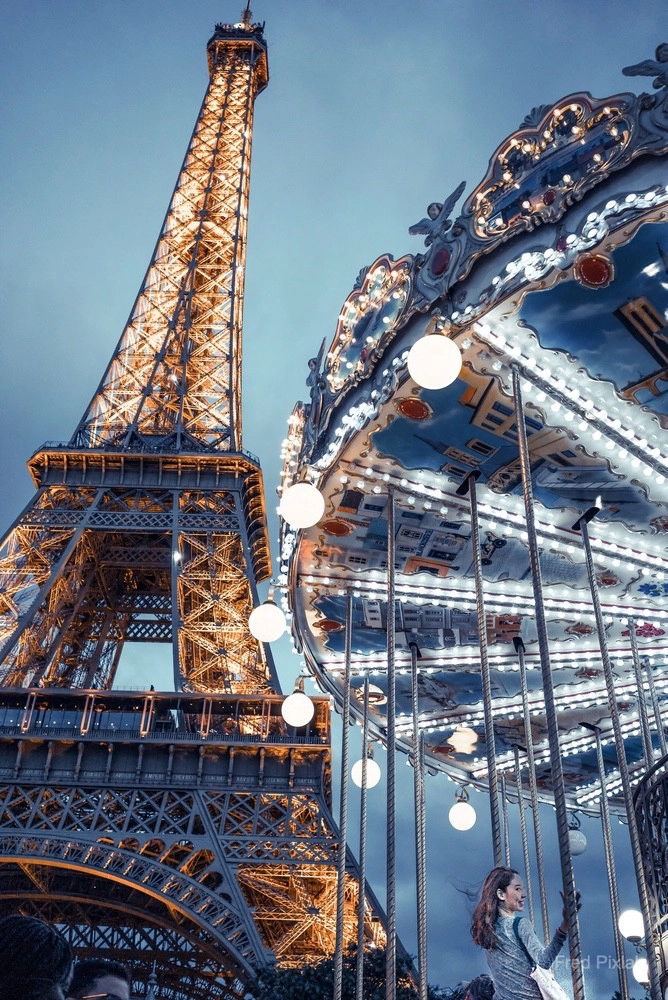 Photograph by Fred Pixlab, Paris
