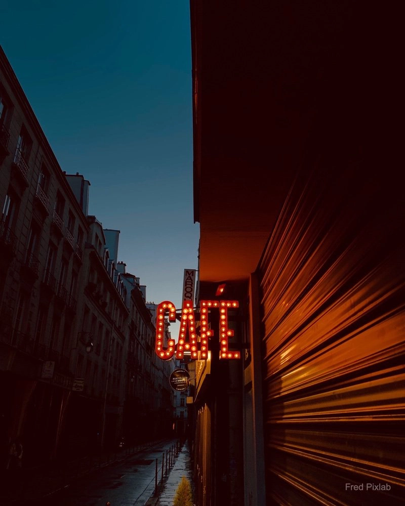 Photograph by Fred Pixlab, Paris